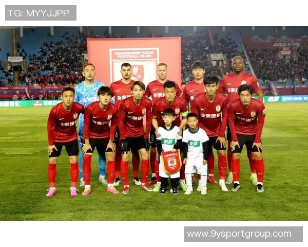 长春亚泰热烈庆祝苏亚雷斯先生生日快乐愿您在新的一岁里更加辉煌