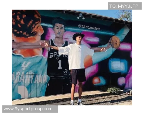 福克斯称赞文班亚马是顶尖球员强调团队合作的重要性