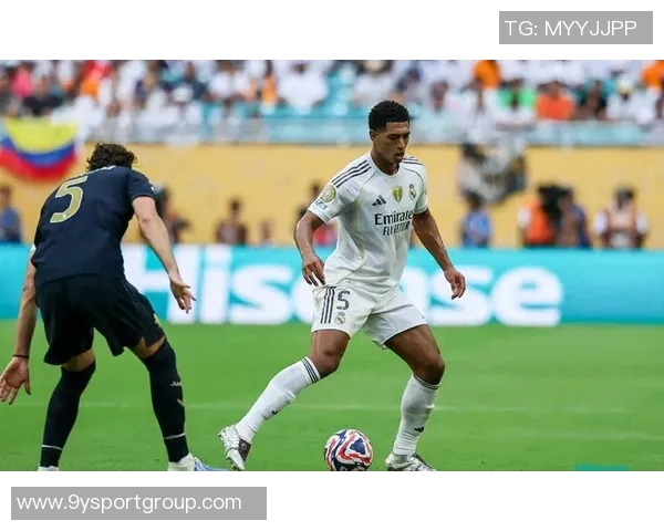 皇马对尤文门将迪格雷戈里奥表现赞赏引发关注