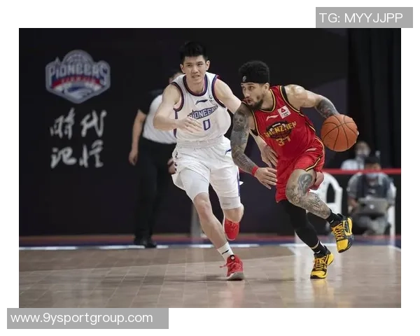 布克创历史新高前八场场均30分5助攻命中率超五成三分命中率达四成