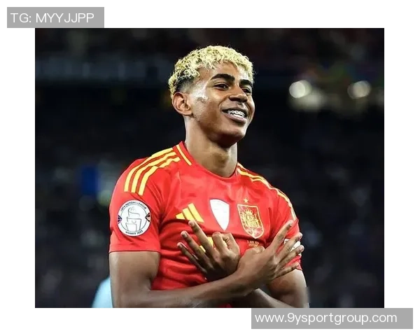 西班牙国家队名单变动前中后各一名球员相继退出