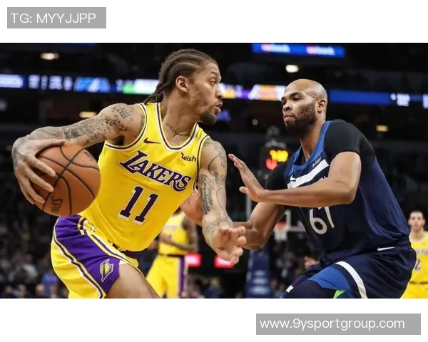 拉拉维亚状态回暖半场高效表现助湖人战胜森林狼